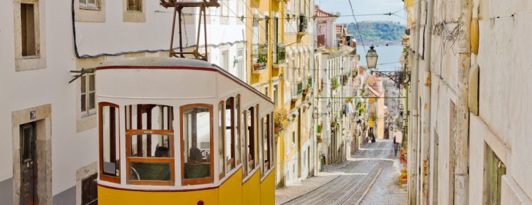 Лисабон > Порто > Коимбрa | 27 Април| Авион | 7 дена