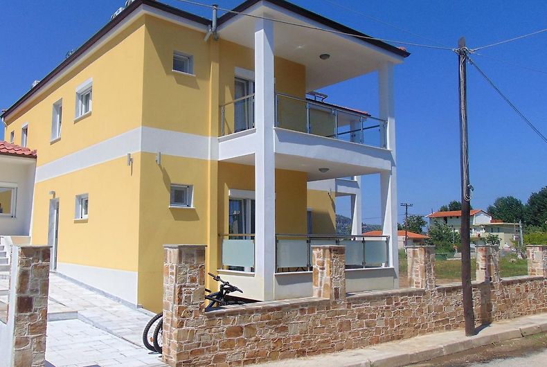 Studios Afrodite II, 350m од Голден Бич